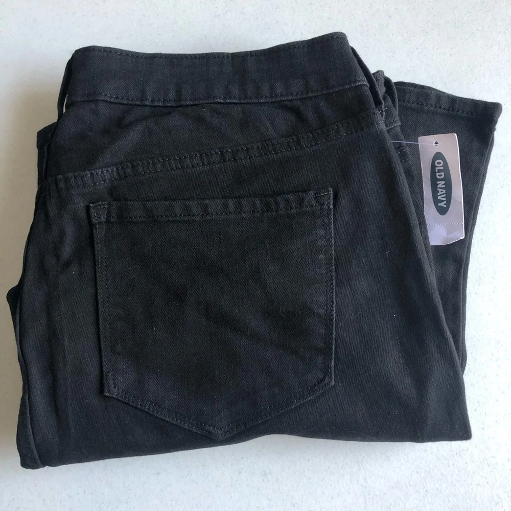 Old Navy Power Straight Black Jeans - Size 16 - Picture 3 of 6